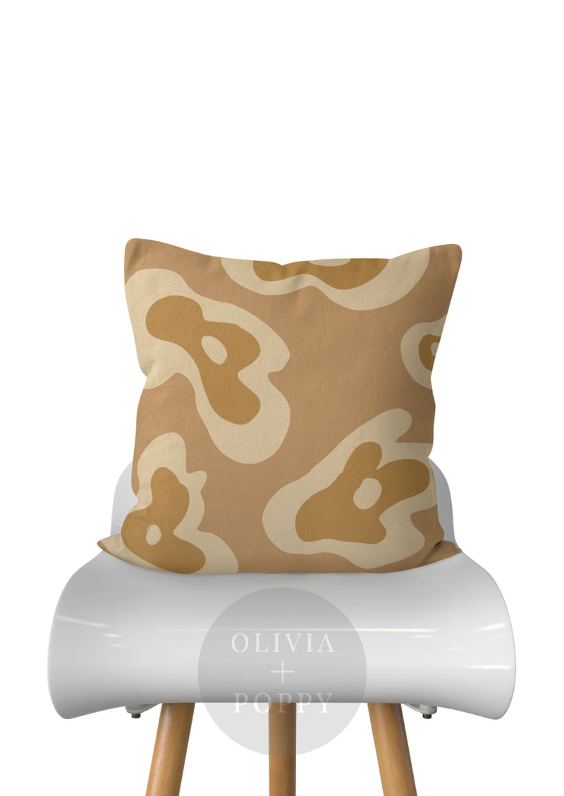 Spot On Pillow Fawn + Fallow / 18 X 90% Feather 10% Down Insert Fabric